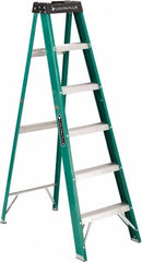 Louisville - 5 Steps, 6' High, Type II Rating, Fiberglass Step Ladder - Benchmark Tooling