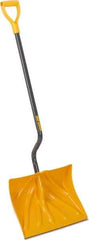 True Temper - 18 Inch Wide Blade x 13-3/4 Inch High Blade Snow Shovel - 36 Inch Long Metal Shaft Handle with Poly D-Grip - Benchmark Tooling