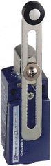 Telemecanique Sensors - DP, NC/NO, 240 VAC, Screw Terminal, Roller Lever Actuator, General Purpose Limit Switch - Benchmark Tooling