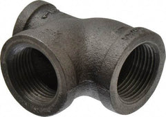 B&K Mueller - Size 1 x 1/2 x 1", Class 150, Malleable Iron Black Pipe Reducing Tee - 150 psi, Threaded End Connection - Benchmark Tooling