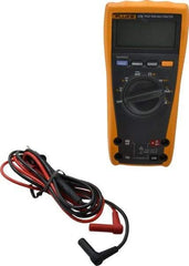 Fluke - 175 ESFP, CAT IV, CAT III, 1,000 VAC/VDC, Digital True RMS Auto Ranging Manual Ranging Multimeter - 50 mOhm, Measures Voltage, Capacitance, Current, Frequency, Resistance - Benchmark Tooling