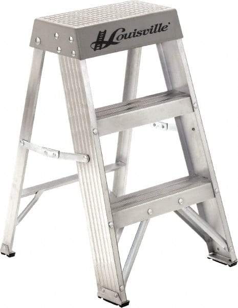 Louisville - 3 Steps, 3' High, Type IA Rating, Aluminum Step Ladder - 300 Lb Capacity, 17-1/8" Base Width - Benchmark Tooling