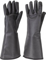 PRO-SAFE - Size S Aramid Lined Silicone Heat Resistant Glove - 13-1/2" OAL, Gauntlet Cuff - Benchmark Tooling