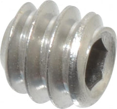 Value Collection - #6-32 UNC, 1/8" OAL, Flat Point Set Screw - Grade Austenitic A2 Stainless Steel, 1/16" Key - Benchmark Tooling