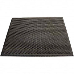 Barefoot - 3' Long x 4' Wide, Dry Environment, Anti-Fatigue Matting - Black, Nitrile Rubber with Nitrile Rubber Base - Benchmark Tooling