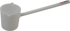 Dynalon Labware - 600 ml Polyethylene Short Dipper - 10" Long Handle - Benchmark Tooling