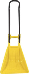 True Temper - 18 Inch Wide Blade x 36 Inch High Blade Snow Shovel - 30 Inch Long Steel, Ergonomically Looped Handle - Benchmark Tooling