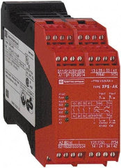 Square D - 24 VAC/VDC, 5 VA Power Rating, Standard Electromechanical & Solid State Screw General Purpose Relay - 6 Amp at 24 VAC/VDC, 1NC/4SS (Auxiliary) & 3NO - Benchmark Tooling