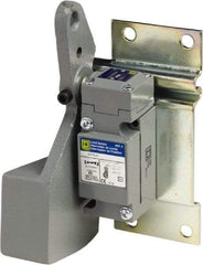 Square D - SPST, NC, 250 VDC, 600 VAC, Screw Terminal, Rotary Head Actuator, General Purpose Limit Switch - 1, 2, 4, 6, 12, 13, 6P NEMA Rating, Front Mount/Rear Mount - Benchmark Tooling