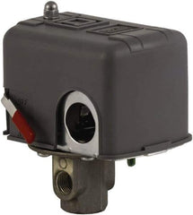 Square D - 1 and 3R NEMA Rated, 70 to 150 psi, Electromechanical Pressure and Level Switch - Fixed Pressure, 575 VAC, L1-T1, L2-T2 Terminal, For Use with Square D Pumptrol - Benchmark Tooling