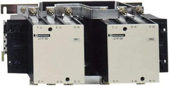 Schneider Electric - Contactor Interlock - For Use with Horizontal Contactor and TeSys F - Benchmark Tooling