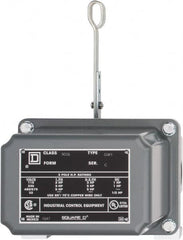 Square D - 4 NEMA Rated, DPST, Float Switch Pressure and Level Switch - 575 VAC, Line-Load-Load-Line Terminal - Benchmark Tooling