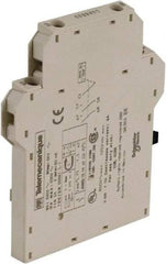 Schneider Electric - Starter Auxiliary Contact - For Use with TeSys U - Benchmark Tooling