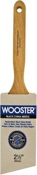 Wooster Brush - 2-1/2" Angled Hog Sash Brush - 2-15/16" Bristle Length, 7-7/8" Maple Fluted Handle - Benchmark Tooling