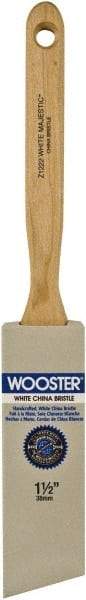 Wooster Brush - 1-1/2" Angled Hog Sash Brush - 2-11/16" Bristle Length, 7-7/8" Maple Fluted Handle - Benchmark Tooling