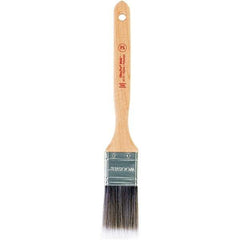 Wooster Brush - 1-1/2" Flat Nylon/Polyester Sash Brush - 2-7/16" Bristle Length, 7.88" Maple Fluted Handle - Benchmark Tooling