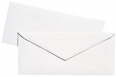 UNIVERSAL - 9-1/2" Long x 4-1/8" Wide Gummed Flap Plain White Envelope with Window - 24 Lb Paper Weight - Benchmark Tooling