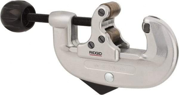 Ridgid - 5/8" to 2-1/8" Pipe Capacity, Screw Feed Tubing Cutter - Cuts Copper, Aluminum, Brass - Benchmark Tooling