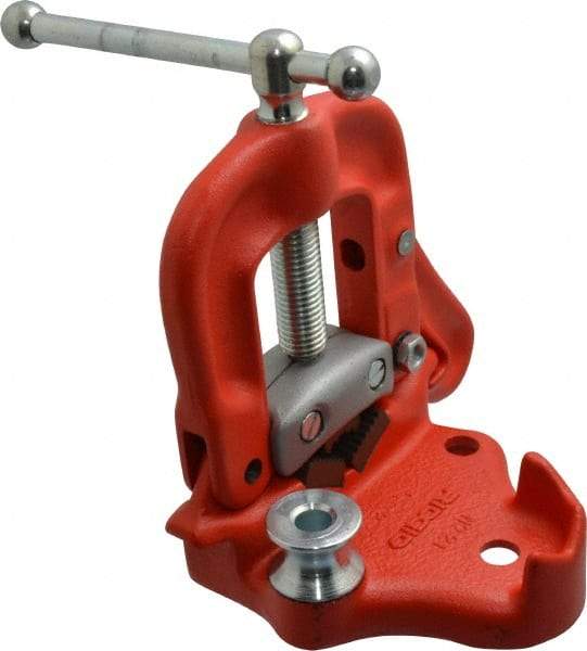 Ridgid - 1/8" to 2" Pipe Capacity, Bench Yoke Vise - Benchmark Tooling