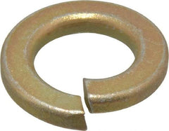 Value Collection - 5/8", 0.628" ID, 0.156" Thick Split Lock Washer - Grade 2 Spring Steel, Zinc Yellow Dichromate Finish, 0.628" Min ID, 0.641" Max ID, 1.073" Max OD - Benchmark Tooling