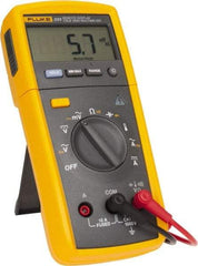 Fluke - 233, CAT IV, CAT III, 1,000 VAC/VDC, Digital True RMS Auto Ranging Manual Ranging Multimeter - 40 mOhm, Measures Voltage, Capacitance, Current, Resistance - Benchmark Tooling