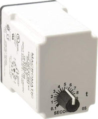 Macromatic - 11 Pin, Multiple Range DPDT Time Delay Relay - 10 Contact Amp, 120 VAC/VDC, Knob - Benchmark Tooling