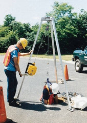 Gemtor - Confined Space Entry & Retrieval Systems Hoist Type: Tripod Hoist Base: Portable - Benchmark Tooling