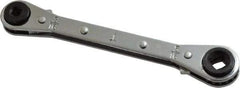 Proto - 1/4" & 3/16" Sq x 3/8" & 5/16" Sq 4 Point 4 in 1 Reversible Ratcheting Box Wrench - Double End, 5-1/2" OAL, Steel - Benchmark Tooling