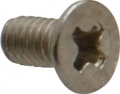 Value Collection - M2.5x0.45 Metric Coarse, 5mm OAL Phillips Drive Machine Screw - Flat Head, Grade 18-8 & A2 Stainless Steel, Uncoated, Without Washer - Benchmark Tooling