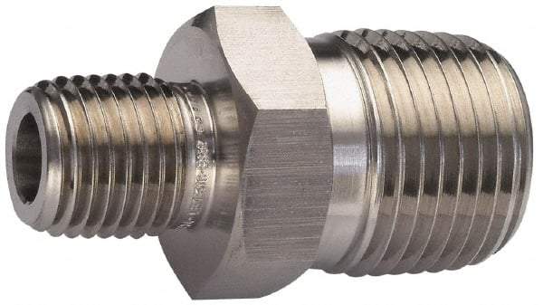 Ham-Let - 1 x 3/4" Internal Brass Reducer Nipple - 2600 PSI, MNPT x MNPT - Benchmark Tooling
