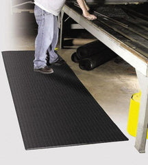 PRO-SAFE - 60' Long x 2' Wide, Dry Environment, Anti-Fatigue Matting - Black, Vinyl with Vinyl Sponge Base, Beveled on 4 Sides - Benchmark Tooling