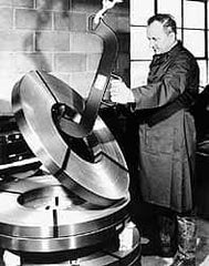 Caldwell - 1,000 Lbs. Load Capacity Coil Hook - 6 Inches Max Grip and 9 Inches Inside Diameter - Benchmark Tooling