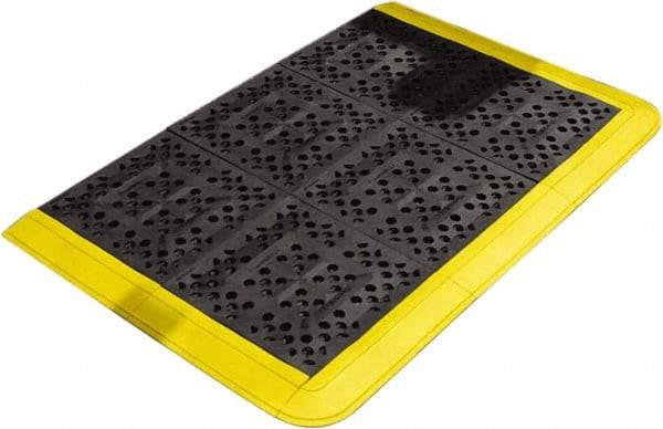 Wearwell - Dry/Wet Environment, Anti-Fatigue Matting - Black & Yellow, Vinyl with Vinyl Base, Beveled - Benchmark Tooling