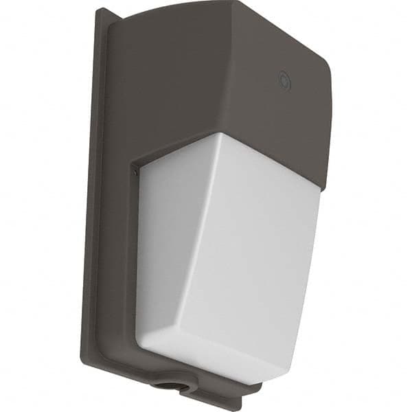 Hubbell Lighting - Wall Pack Light Fixtures Lamp Type: LED Wattage: 22 - Benchmark Tooling