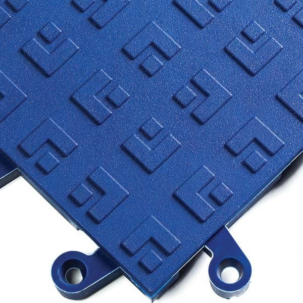 Wearwell - 1 10-Piece 18" Long x 18" Wide x 7/8" Thick, Anti-Fatigue Modular Matting System - Benchmark Tooling