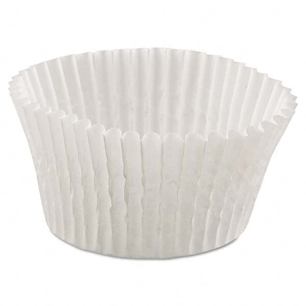 Hoffmaster - Fluted Bake Cups, 4 1/2 Diam x 1 1/4h, White, 500/Pack, 20 Pack/Carton - Benchmark Tooling