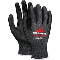 MCR Safety - Size M, ANSI Cut Lvl 2, ANSI Puncture Lvl 2, ANSI Abrasion Lvl 3, Foam Nitrile Coated Cut & Puncture Resistant Gloves - Benchmark Tooling