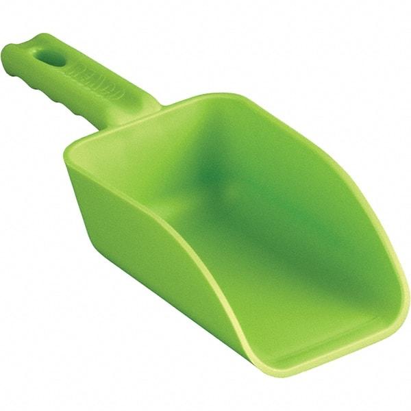 Remco - 16 oz Lime Polypropylene Flat Bottom Scoop - 3.2" Wide x 2" Deep Bowl, 3" Handle Length, 10.4" OAL - Benchmark Tooling