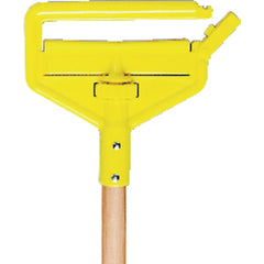 Invader - Side Gate Wet Mop Handle, Large Yellow Plastic Head, Hardwood Handle - Should be used with 5″ headband mops - Benchmark Tooling