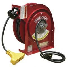 CORD REEL TRIPLE OUTLET - Benchmark Tooling