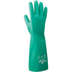 Chemical resistant unsupported nitrile 15″ 22-mil light green bisque finish unlined/small - Benchmark Tooling